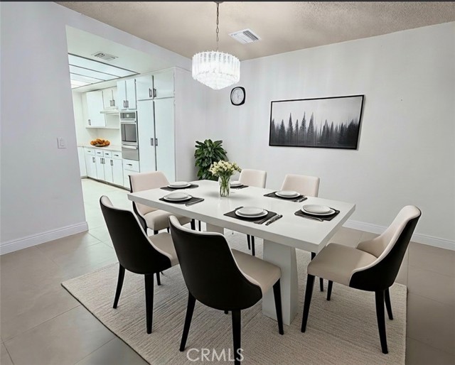 Detail Gallery Image 7 of 27 For 900 W Sierra Madre #44,  Azusa,  CA 91702 - 3 Beds | 2/1 Baths