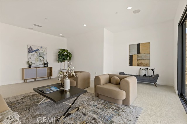 Detail Gallery Image 15 of 41 For 24175 N Camino Cascada, Valencia,  CA 91354 - 5 Beds | 5/1 Baths
