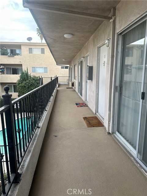 Detail Gallery Image 15 of 22 For 4533 Colbath Avenue #20,  Sherman Oaks,  CA 91423 - 1 Beds | 1 Baths