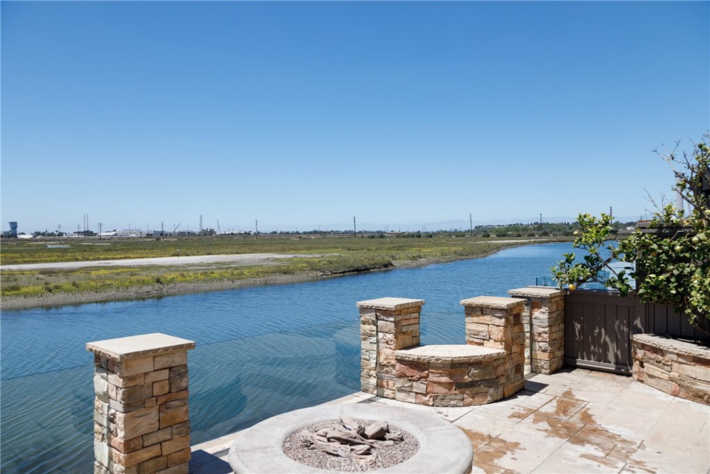 5f8ad183 6187 4162 840b 8a1a6ec3a41a