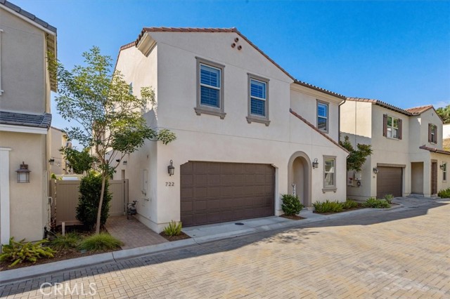 722 Gemstone Drive, San Marcos CA: https://media.crmls.org/medias/5f8b34a3-ccde-47e6-9f7e-570c97195aa0.jpg