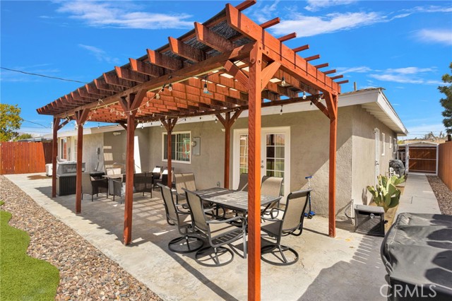 Detail Gallery Image 42 of 56 For 14396 Mojave Ln, Victorville,  CA 92394 - 4 Beds | 2 Baths