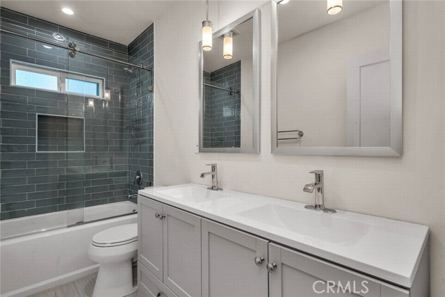 Detail Gallery Image 25 of 49 For 5110 Greenbush Ave, Sherman Oaks,  CA 91423 - 6 Beds | 6 Baths