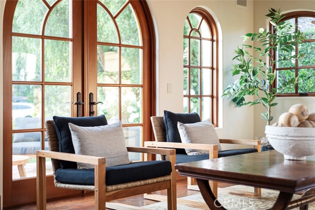 5f8d11ff 1c12 42f9 966d 847841229941