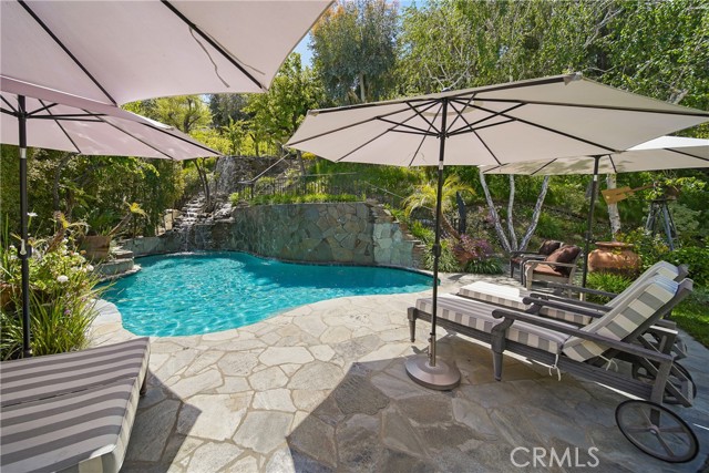 Detail Gallery Image 50 of 57 For 24762 Calvert St, Woodland Hills,  CA 91367 - 4 Beds | 4 Baths