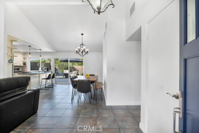 Detail Gallery Image 4 of 28 For 29353 Hillrise, Agoura Hills,  CA 91301 - 3 Beds | 2 Baths