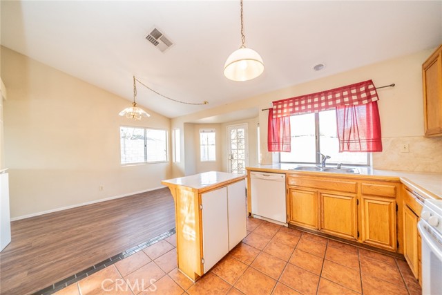 Detail Gallery Image 12 of 45 For 2637 Pleasant Colony St, Perris,  CA 92571 - 3 Beds | 2 Baths
