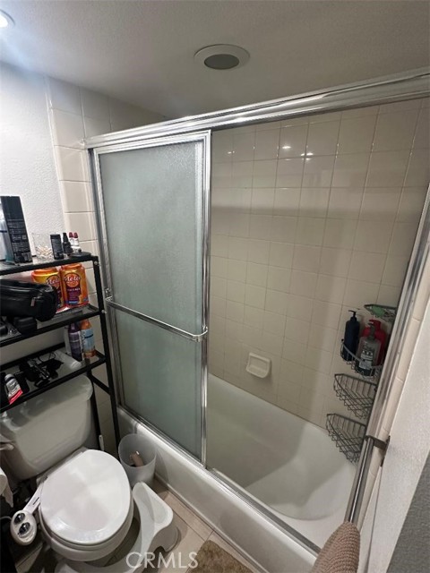 Detail Gallery Image 9 of 13 For 202 Colton St a,  Newport Beach,  CA 92663 - 2 Beds | 2 Baths