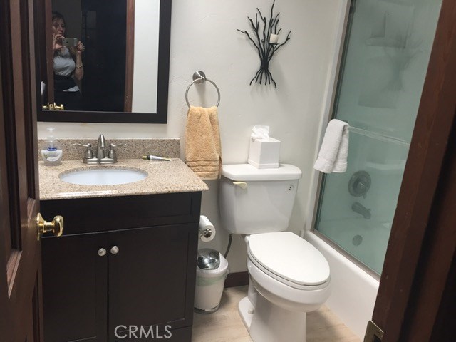 8694 Villa La Jolla Drive, La Jolla CA: https://media.crmls.org/medias/5f90502a-7a1f-4c3f-b4c2-cdfda09c59e8.jpg