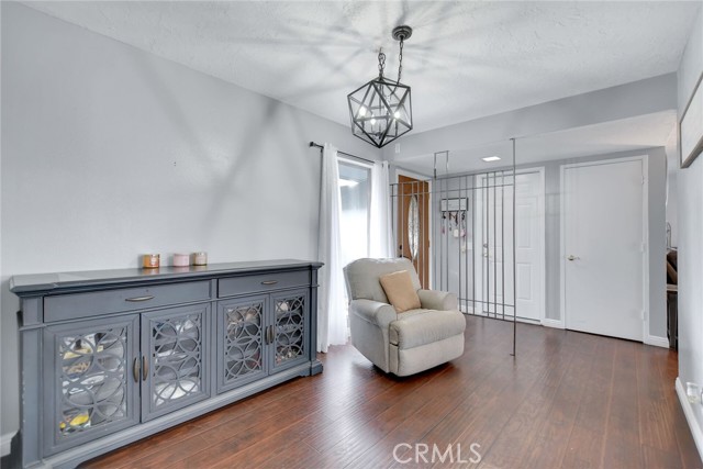 Detail Gallery Image 7 of 54 For 13928 Burning Tree, Victorville,  CA 92395 - 4 Beds | 2 Baths