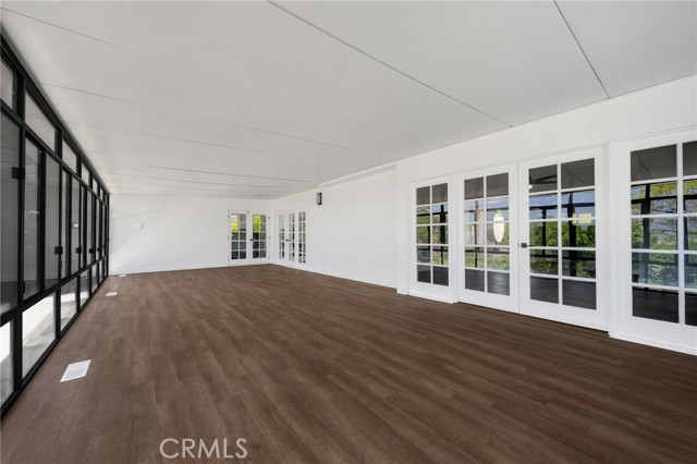 220 W Highland Avenue, Redlands CA: https://media.crmls.org/medias/5f926897-2768-4d05-920d-1d991520ba11.jpg