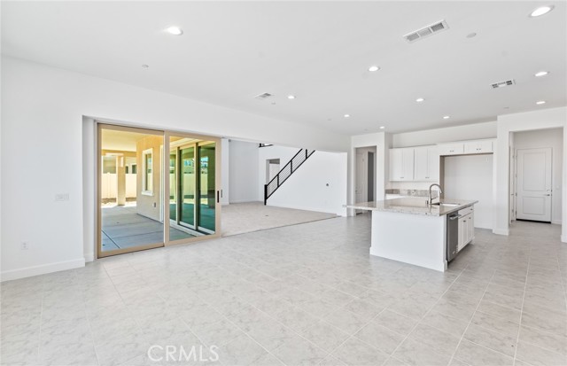 17602 Col Ranch Drive, Riverside CA: https://media.crmls.org/medias/5f9283f5-c3c3-432b-9405-95796e8ffdfb.jpg