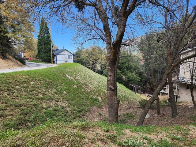 327 Davos Drive, Crestline CA: https://media.crmls.org/medias/5f9289df-2dae-42dc-8467-bd3ab788c262.jpg