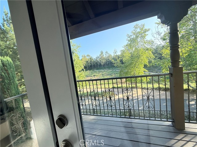 Detail Gallery Image 10 of 21 For 84 Jade Flower, Irvine,  CA 92620 - 3 Beds | 3 Baths