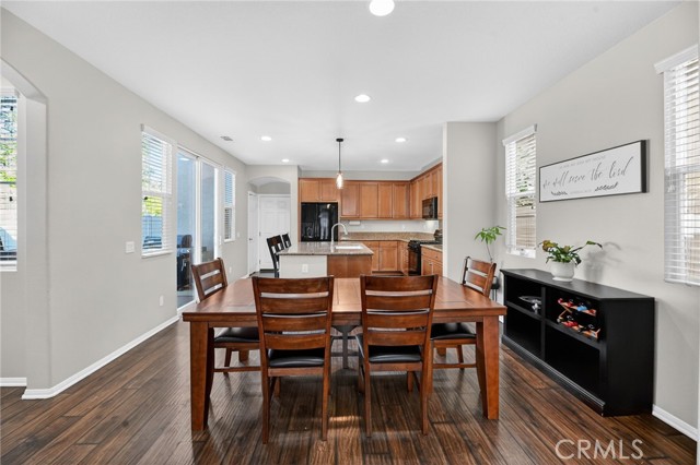 Detail Gallery Image 13 of 46 For 35715 Plume Ln, Murrieta,  CA 92562 - 3 Beds | 2/1 Baths