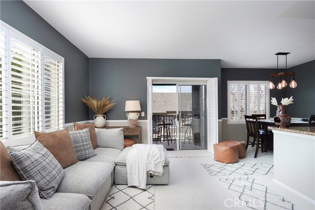 Front Image Thumbnail for CRSR26047995