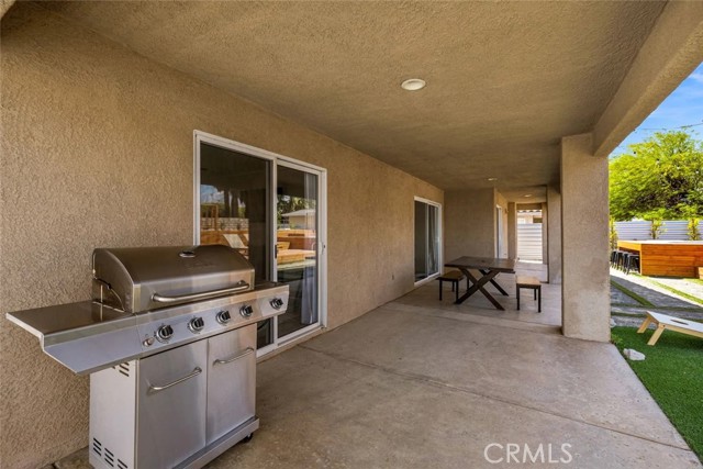 Detail Gallery Image 10 of 33 For 15123 Avenida Ramada, Desert Hot Springs,  CA 92240 - 4 Beds | 2 Baths