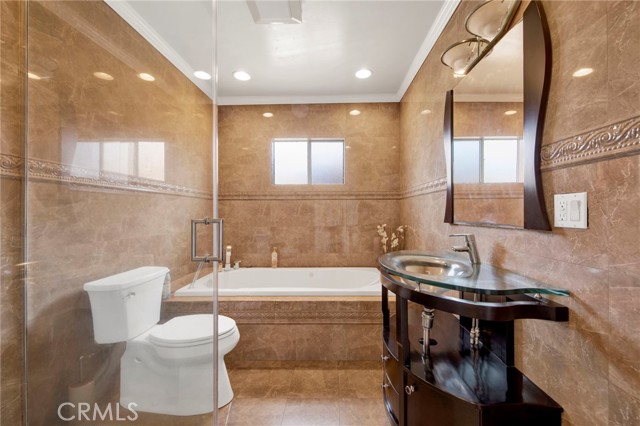 Detail Gallery Image 15 of 25 For 1318 N Alexandria Ave, Los Angeles,  CA 90027 - 3 Beds | 2 Baths