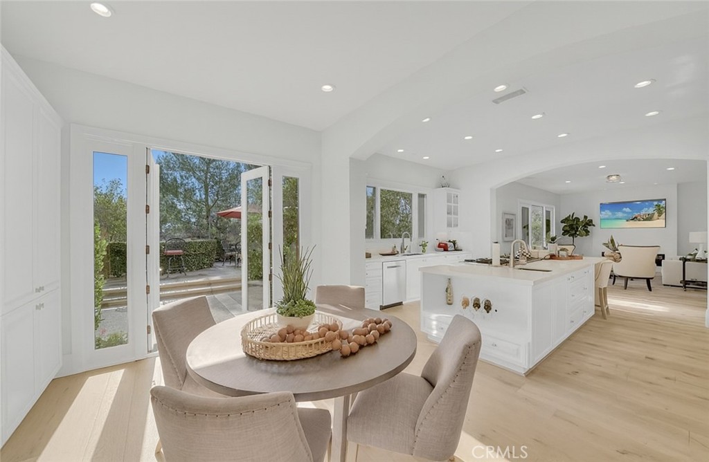 MLS #OC25263952 image #16