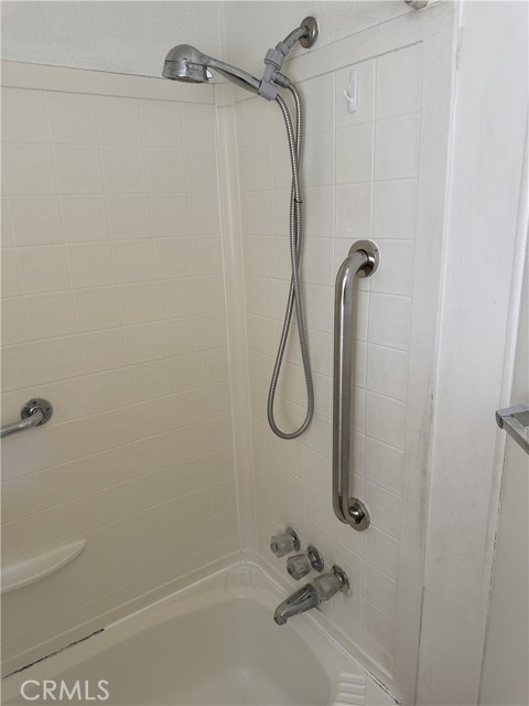 Detail Gallery Image 19 of 21 For 21711 Vera St #8,  Carson,  CA 90745 - 3 Beds | 2 Baths