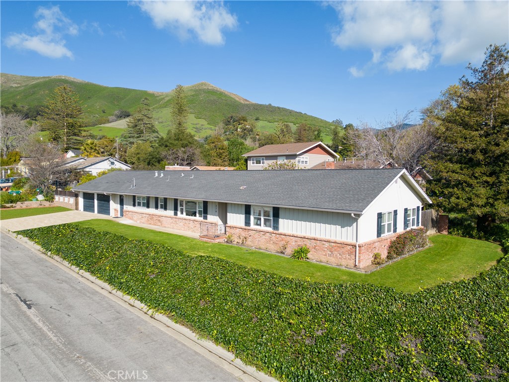376 Graves, San Luis Obispo, CA 93405