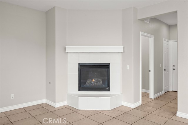 Detail Gallery Image 12 of 43 For 12966 Eastern Shore Dr, Corona,  CA 92880 - 4 Beds | 2/1 Baths