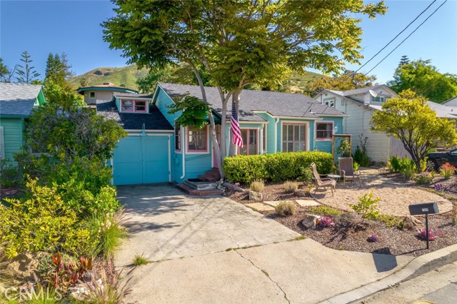 Detail Gallery Image 1 of 45 For 2048 Hope St, San Luis Obispo,  CA 93405 - 3 Beds | 2 Baths