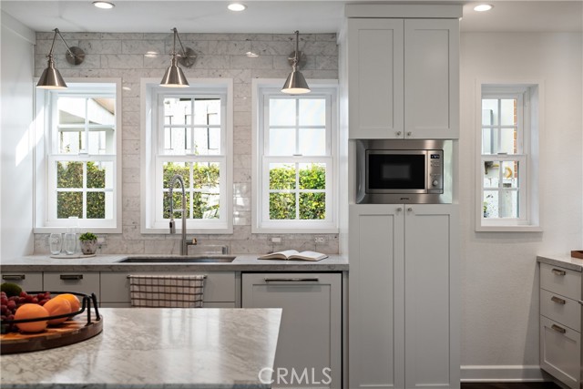 3856 Broadlawn Drive, Los Angeles, CA, 90068 3856 Broadlawn Drive, Los Angeles, CA, 90068