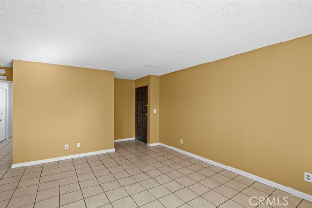 Detail Gallery Image 4 of 22 For 7243 Milton #12,  Whittier,  CA 90602 - 1 Beds | 1 Baths