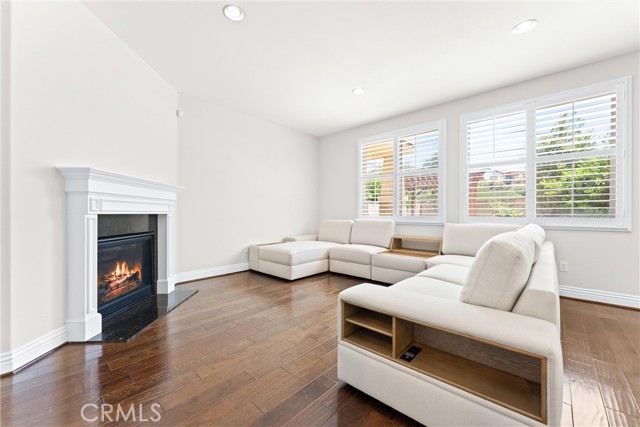 Detail Gallery Image 12 of 49 For 679 E Boxwood Ln, Azusa,  CA 91702 - 5 Beds | 4/1 Baths