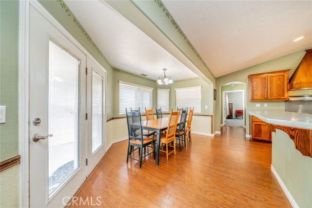 Detail Gallery Image 14 of 50 For 10636 Larch, Oak Hills,  CA 92344 - 5 Beds | 3 Baths