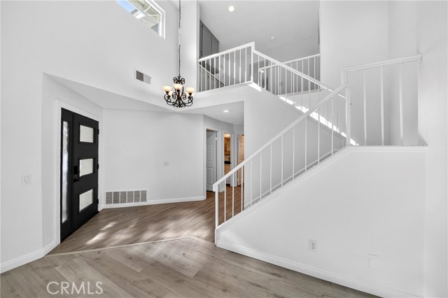 Detail Gallery Image 9 of 69 For 3355 Sterling Dr, Corona,  CA 92882 - 4 Beds | 3 Baths