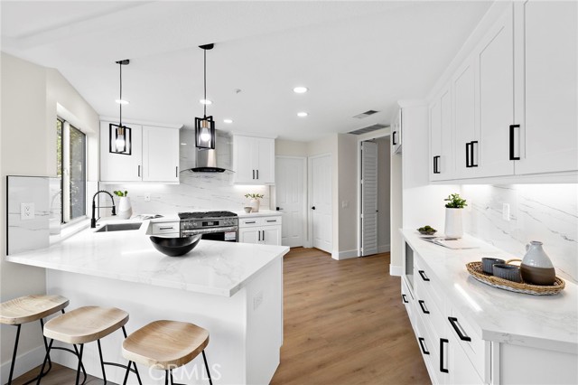 Detail Gallery Image 24 of 62 For 17 Rhode Island, Irvine,  CA 92606 - 5 Beds | 3 Baths