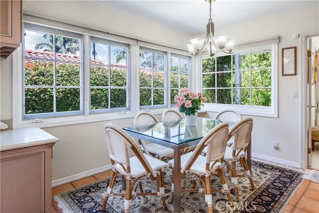 29 Santa Barbara Drive, Rancho Palos Verdes CA: https://media.crmls.org/medias/5f9d0aa7-23b1-4b92-adae-f398479774f9.jpg