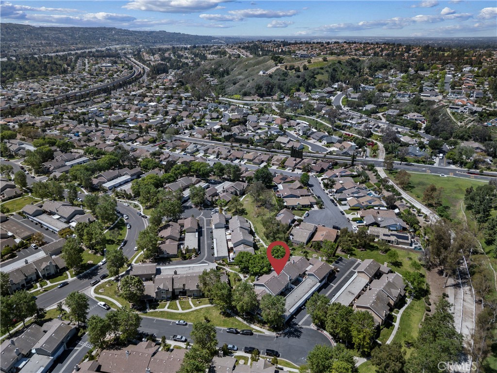 https://media.crmls.org/medias/5f9da5a3-f74c-4e9e-9ea2-66f59aa2a7f6.jpg?preset=X-Large