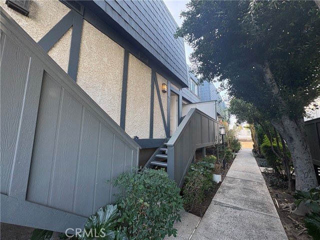 Detail Gallery Image 24 of 30 For 18550 Hatteras St #86,  Tarzana,  CA 91356 - 2 Beds | 3 Baths