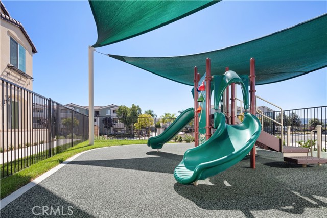 24691 Ahora Court, Wildomar CA: https://media.crmls.org/medias/5f9f0d83-11b7-4cff-86d2-b2c5043f27a2.jpg