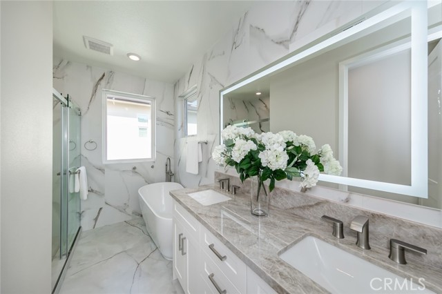 Detail Gallery Image 30 of 58 For 56 Chasma, Irvine,  CA 92618 - 5 Beds | 4/2 Baths