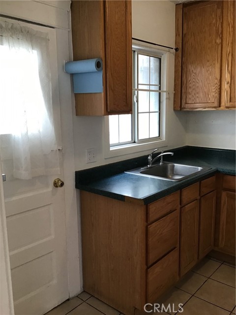 234 Lime Avenue, Long Beach CA: https://media.crmls.org/medias/5f9fd651-abb8-403c-8932-8311d6d4e5d9.jpg