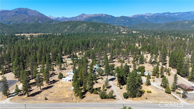 Detail Gallery Image 2 of 58 For 5409 N State Highway 3, Etna,  CA 96027 - 4 Beds | 2/1 Baths