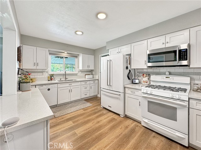 Detail Gallery Image 10 of 31 For 26378 Ridgemoor Rd, Menifee,  CA 92586 - 3 Beds | 2 Baths