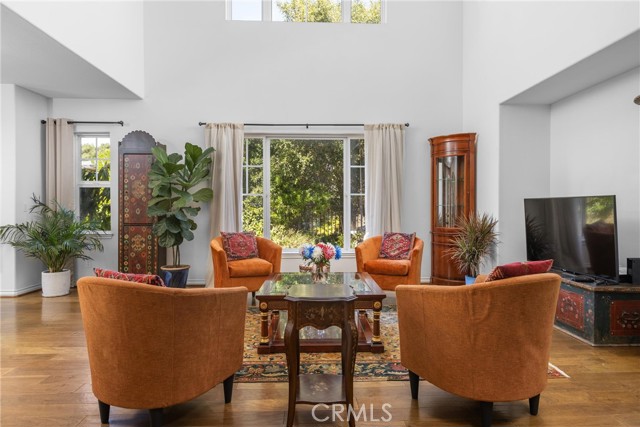 1960 Estrella Court, San Luis Obispo CA: https://media.crmls.org/medias/5fa07d64-cb1c-48b9-ae31-95a90b7ab074.jpg