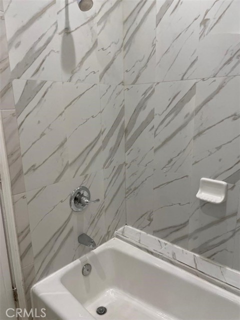 926 W. La Jolla Street, Placentia CA: https://media.crmls.org/medias/5fa0912a-1278-4dc8-93d2-be98c9f05ac4.jpg