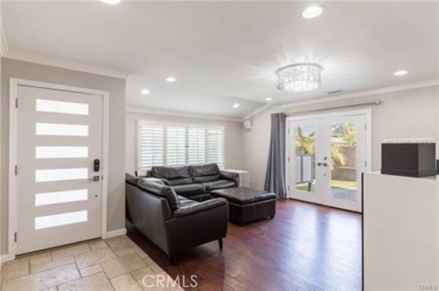 6937 Mclaren Avenue photo 5