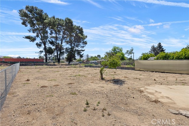 10880 Noble Street, Cherry Valley CA: https://media.crmls.org/medias/5fa0d54d-5b5d-4433-809c-cb2d66626103.jpg