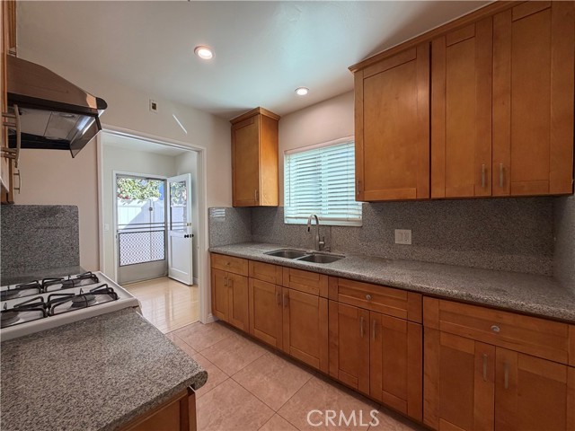 Detail Gallery Image 8 of 15 For 763 Arcadia Ave #2,  Arcadia,  CA 91007 - 2 Beds | 2 Baths