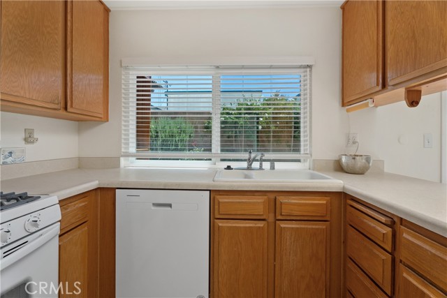 Detail Gallery Image 22 of 46 For 25837 Oak #111,  Lomita,  CA 90717 - 3 Beds | 2/1 Baths