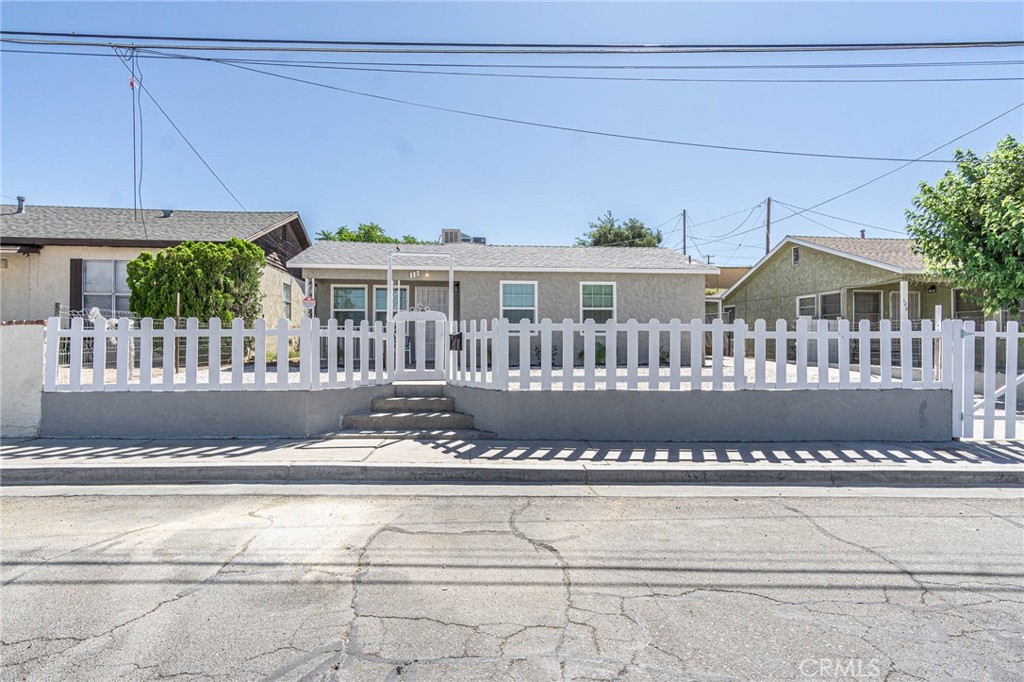 117 May Avenue
