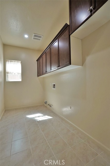 Detail Gallery Image 32 of 57 For 3000 Sunnyside Ct, Visalia,  CA 93292 - 3 Beds | 2 Baths