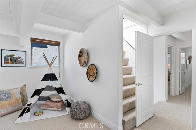 3504 Crest Drive, Manhattan Beach, California 90266, 3 Bedrooms Bedrooms, ,2 BathroomsBathrooms,Residential,Sold,Crest,SB21210685